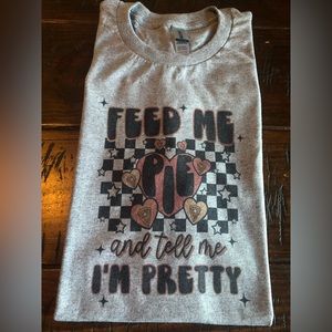 Feed me pie and tell me I’m pretty T-shirt Fall Pumpkin Funny